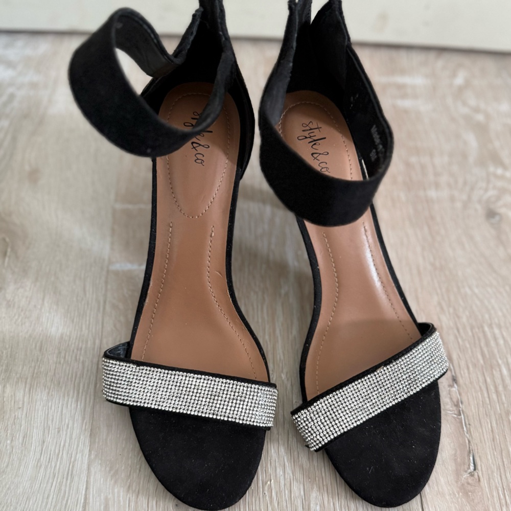 Style & Co. Women's Black and Silver Rhinestone Sandals